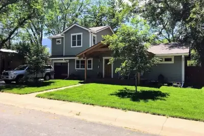 Image de Renovated Quiet Boulder Escape Close to Everything