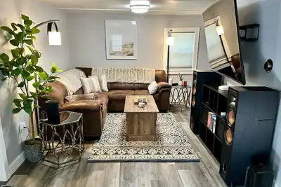 Image de Freshly Renovated 2 Bed 1. 5 Bath near Downtown Augusta