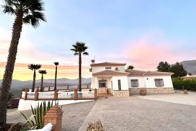 Image de \"CasaBlanca\" Rural Villa with pool and barbecue.