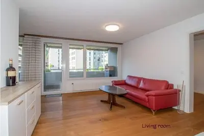 3 room apartment with garage and bus pass