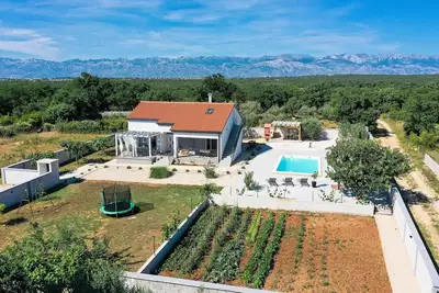 Image de Belle maison à Vrsi avec WiFi