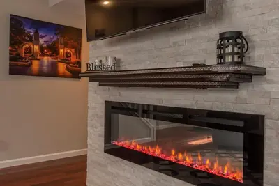 Image de Hoosier Happiness - The Townhouse Where Hoosiers Can Come Home