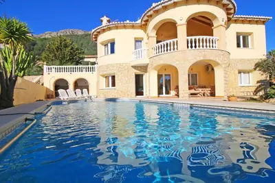Maison de vacances privée avec climatisation, piscine privée, Wifi, Tv, terrasse, vue panoramique