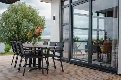 Image de Merveilleuse maison de vacances privée avec Wifi, Tv, terrasse, animaux admis et parking