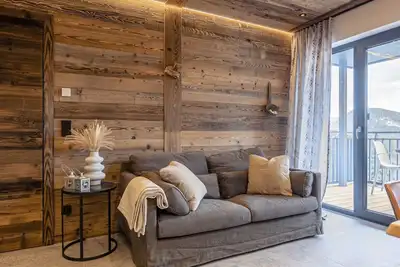 Joli appartement pour 5 personnes avec Wifi, piscine, Tv, terrasse et parking