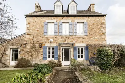 Merveilleuse maison de vacances privée pour 8 personnes avec Wifi, Tv, animaux admis et parking