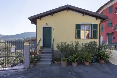 Image de Belle maison de vacances privée avec Wifi, terrasse, animaux admis, vue panoramique et parking