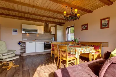Image de Gemütliche Ferienwohnung für bis zu Vier Personen mit Sonnenterrasse