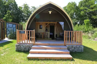 Image de Magnifique pavillon sous tente à Dalerveen avec un sauna