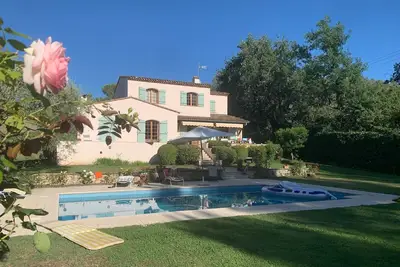 Image de Villa Provençal | 3 bedrooms | heated pool | south-facing terrace | 1800m² | quiet
