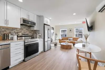 Image de Dreamy Apartment in Downtown, 1 Bdr, Kitchen, Luxury Bath, Walk to Shops and Entertainment