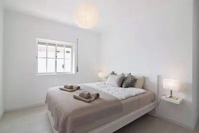 Image de Appartement \"Tavira Light and Cozy\" avec balcon, Wi-Fi et climatisation.