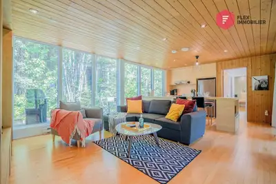 Image de ⭐ Le Halo ❇ Spa Piscine Sauna Billard Sentiers 25 min de Québec ⭐