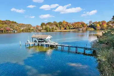 Image de Luxury Modern Waterfront Retreat