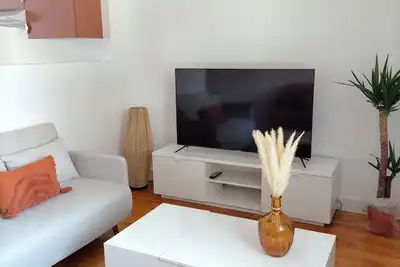 Image de Logement entièrement meublé, au calme
