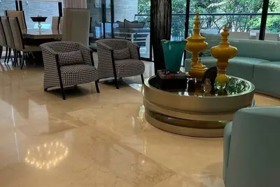 Image de Appartement de luxe dans la Zone Ouest de Cali : Élégance et Sécurité.
