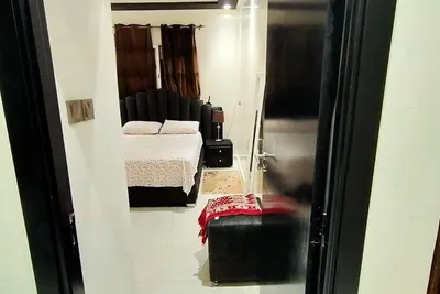 Image de joli appartement en résidence prés de l'aéroport, parking sur place