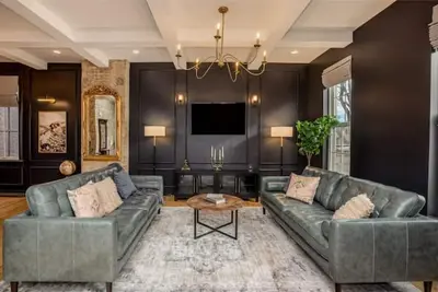 Image de Cream City Victorian Parking Ac Patio Walkable