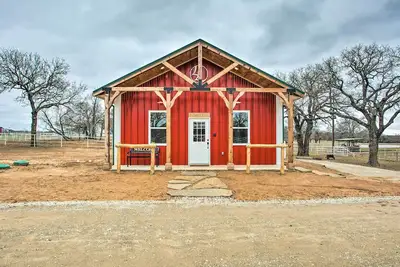 Image de Dog-Friendly Texas Ranch w/ Patio, Horses On-Site