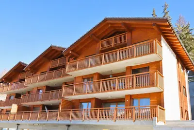 Image de Appartement Achelli 1c pour 5 personnes -Extérieur : Appartement neuf de 4 pièces, situé à l’entrée