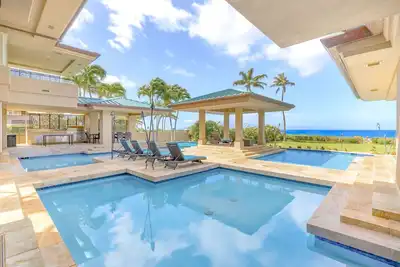Image de Maui's Ultimate Luxury Estate: 11k+ Sq Ft Kaanapali Beachfront Paradise, Tv-Featured, Lavish Pool & Spa, Sleeps 22!
