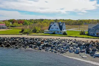 Image de Stunning View Beachfront Villa with 7 BRs 5 BAs Sleep 15