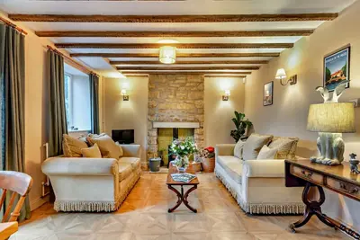 Image de Beautifully presented holiday cottage in the Cotswolds - Holly Cottage
