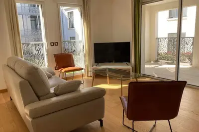 Image de Très bel appartement, double parking, dans résidence de standing en centre ville