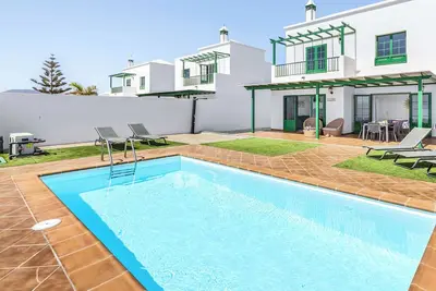 Image de Villa Bonaci - Trois Chambres Villa, Couchages 6