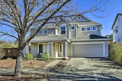 Image de Wine Country Vacation Home w/ Fireplace!