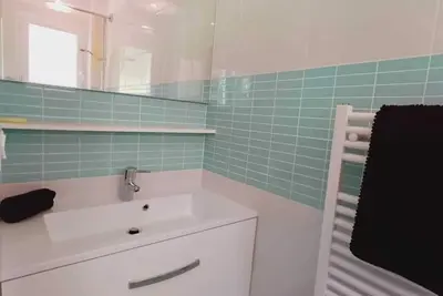 Room For Rent Near Grenoble Tram E