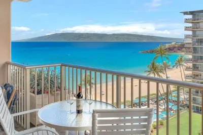 Image de Maui Resort Rentals: The Whaler 962 - Gorgeous 9th Floor Studio, Fantastic Pacific Ocean and Black Rock Views!