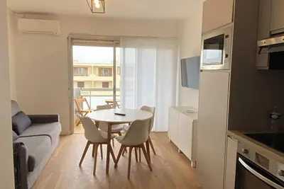 Image de F2 Port la nouvelle