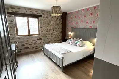 Image de Beautiful converted barn in open countryside