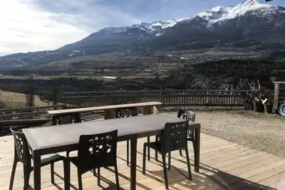 Image de Chalet Gîte de France tout confort 6 personnes et grande terrasse panoramique.