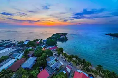 Image de Penthouse Suite ( Miramar) Best view of the Bay, BeachFront- West End