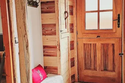 Image de Logement cosy avec un style chalet savoyard