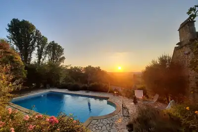 Image de Ancien séchoir à tabac avec vue sur la Dordogne