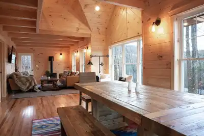 Image de Modern Mountain Chalet! Hike, Ski, Swim, and Treasure Hunt!