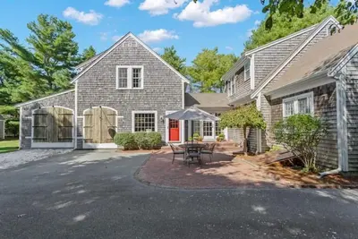 Image de Gorgeous Getaway on the Cape Cod Bikepath **New! **