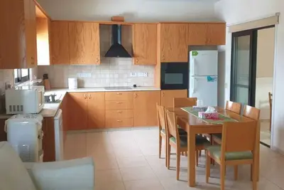 Image de Costas 4 Bedroom Apt. - Nicosia