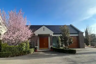 Image de Cosy Country Apartment 8-mins from the City