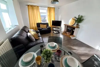 Image de 2 Bed City Center Apartment with Free Parking