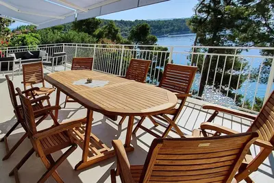 Image de Villa on the seafront for 8 people