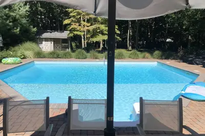 Image de Beach house cape in North Fork's wine country