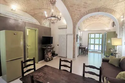 Beautiful Loft near Colisseum Completely Reniewed January 2025