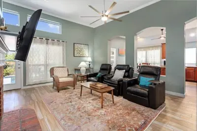 Image de Ranch Style Home Walk2Park+Shopping/Near Headquarters Dr/Major Hospitals