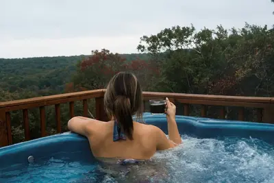 Image de Cozy house close to wineries; hot tub; amazing views of Red River Valley