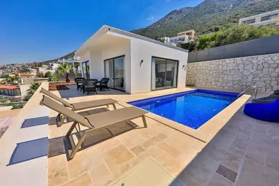 Image de Cozy 2 person villa in Kalkan with sea views