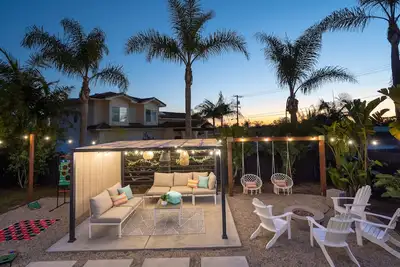 Image de Family Friendly, Legoland, 2 miles to beach, Large Backyard